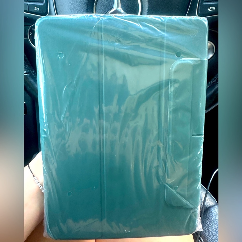 ESR REBOUND MAGNETIC CASE COMPATIBLE WITH IPAD PRO 11 & IPAD AIR 4/5